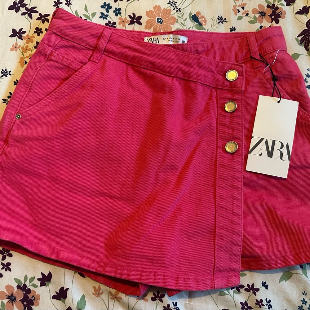 Zara Fuchsia Mini Skirt with Gold Buttons